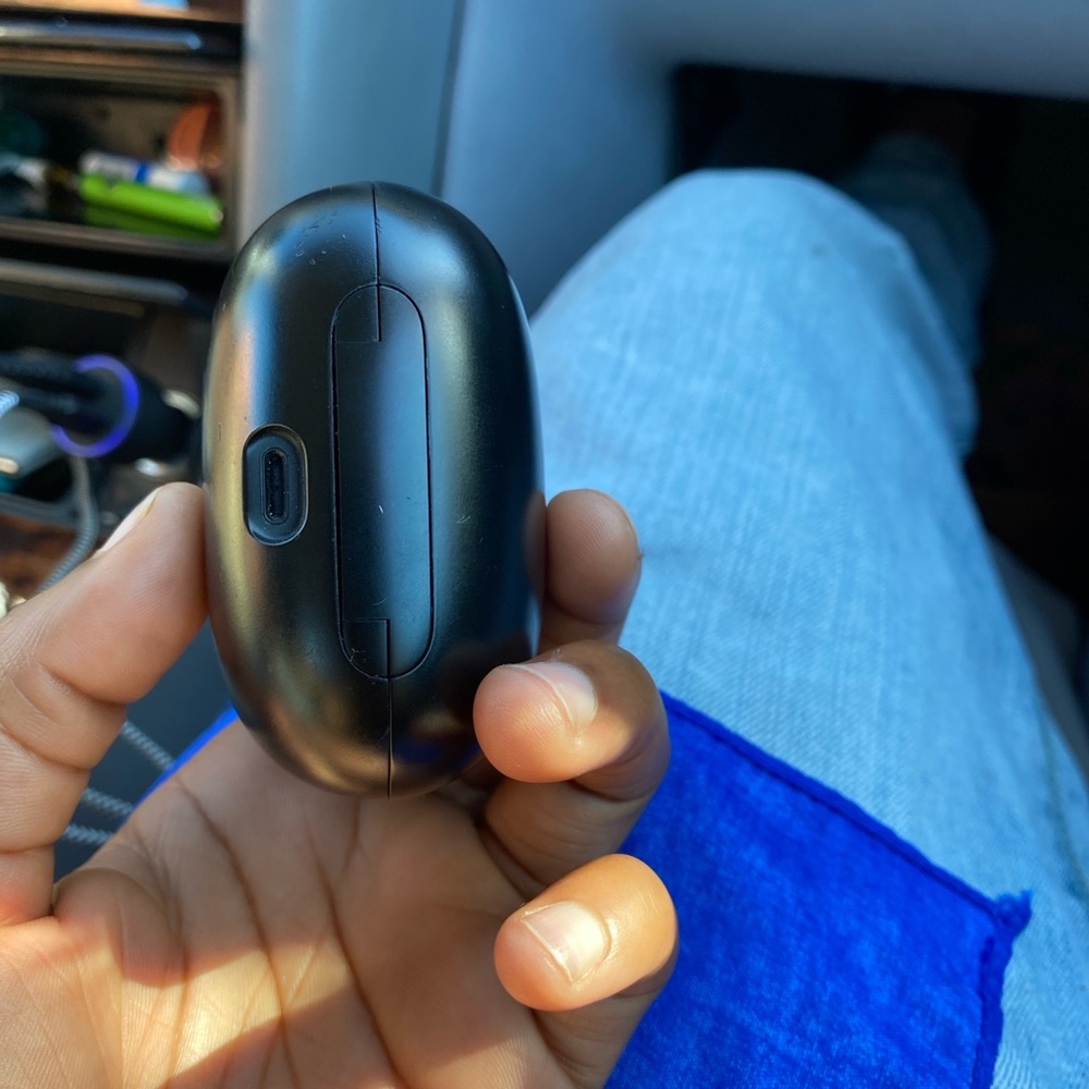 I’m selling my beats I’ve only ever used them once